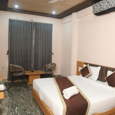 Hotel Kirti Plaza Chittorgarh Esterno foto