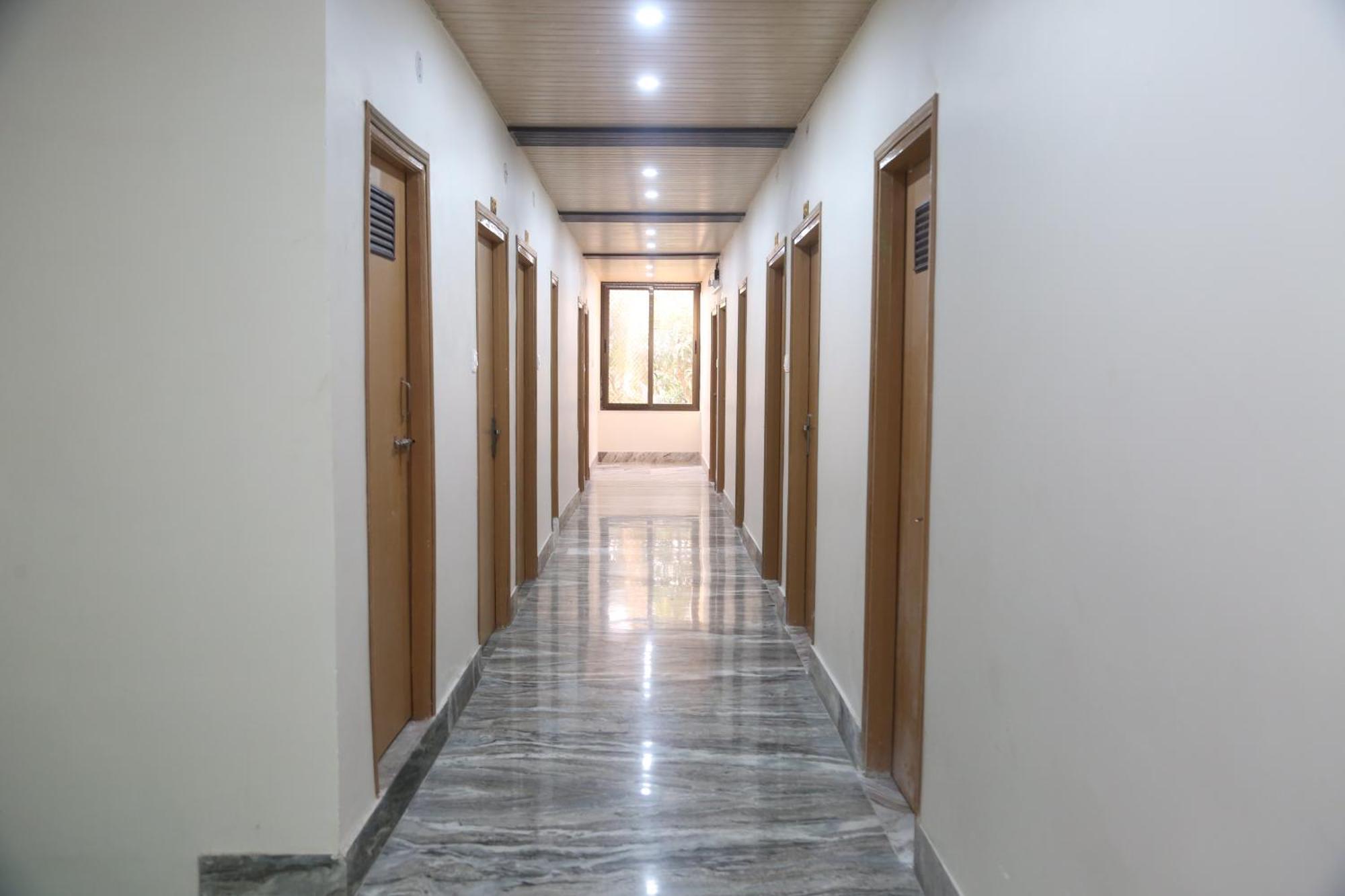 Hotel Kirti Plaza Chittorgarh Esterno foto